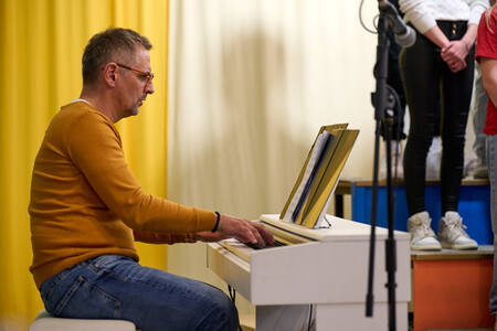 053_revija otroških zborov I.dan 26